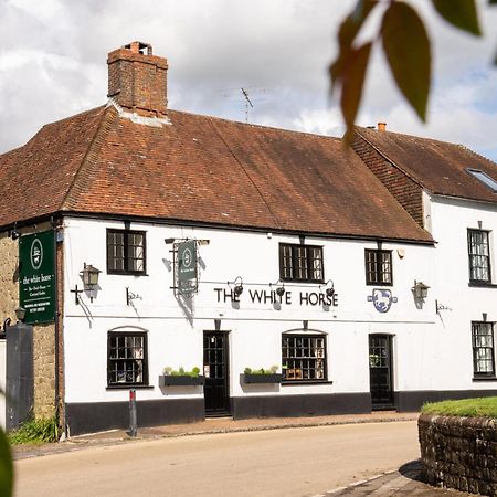 The White Horse, Rogate Otel Petersfield Dış mekan fotoğraf