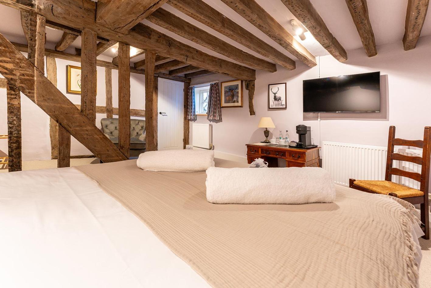 The White Horse, Rogate Otel Petersfield Dış mekan fotoğraf